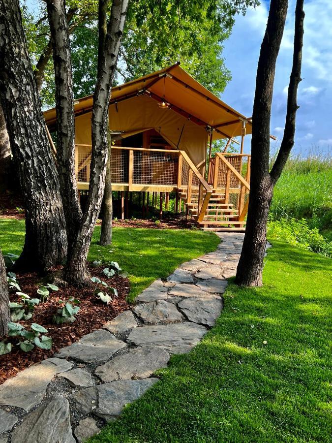 Zatoria Luxury Glamping Zator Hotel Exterior photo