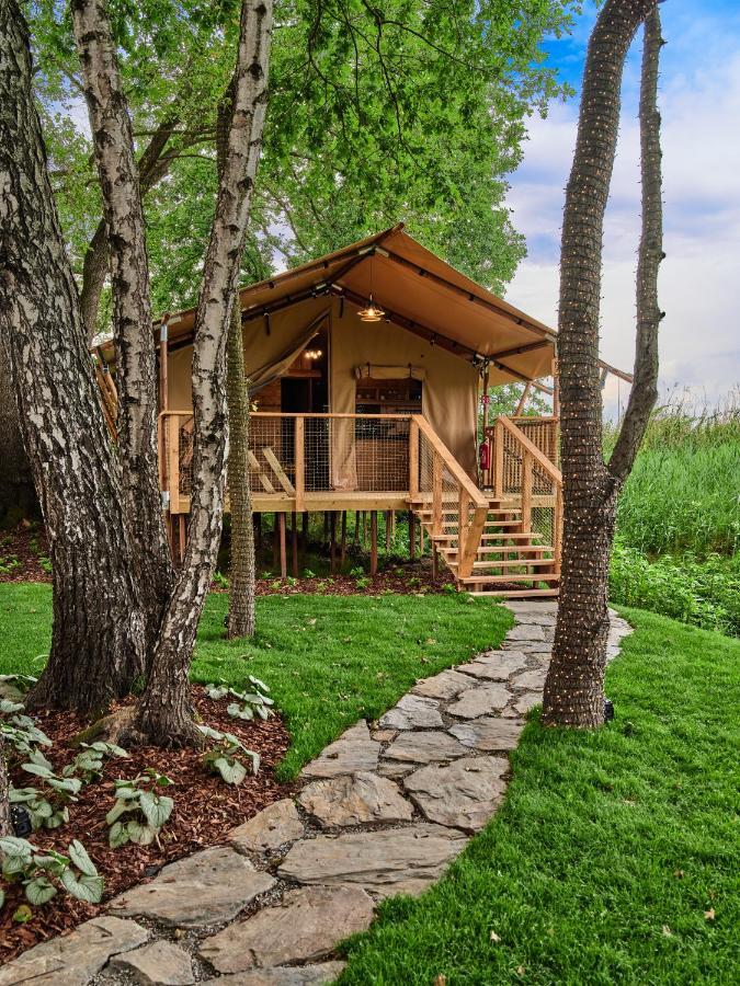 Zatoria Luxury Glamping Zator Hotel Exterior photo